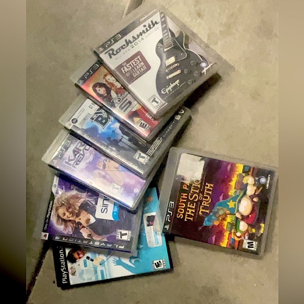 Play station 3 (PS3) games sing-star karaoke revolution rock band singing games